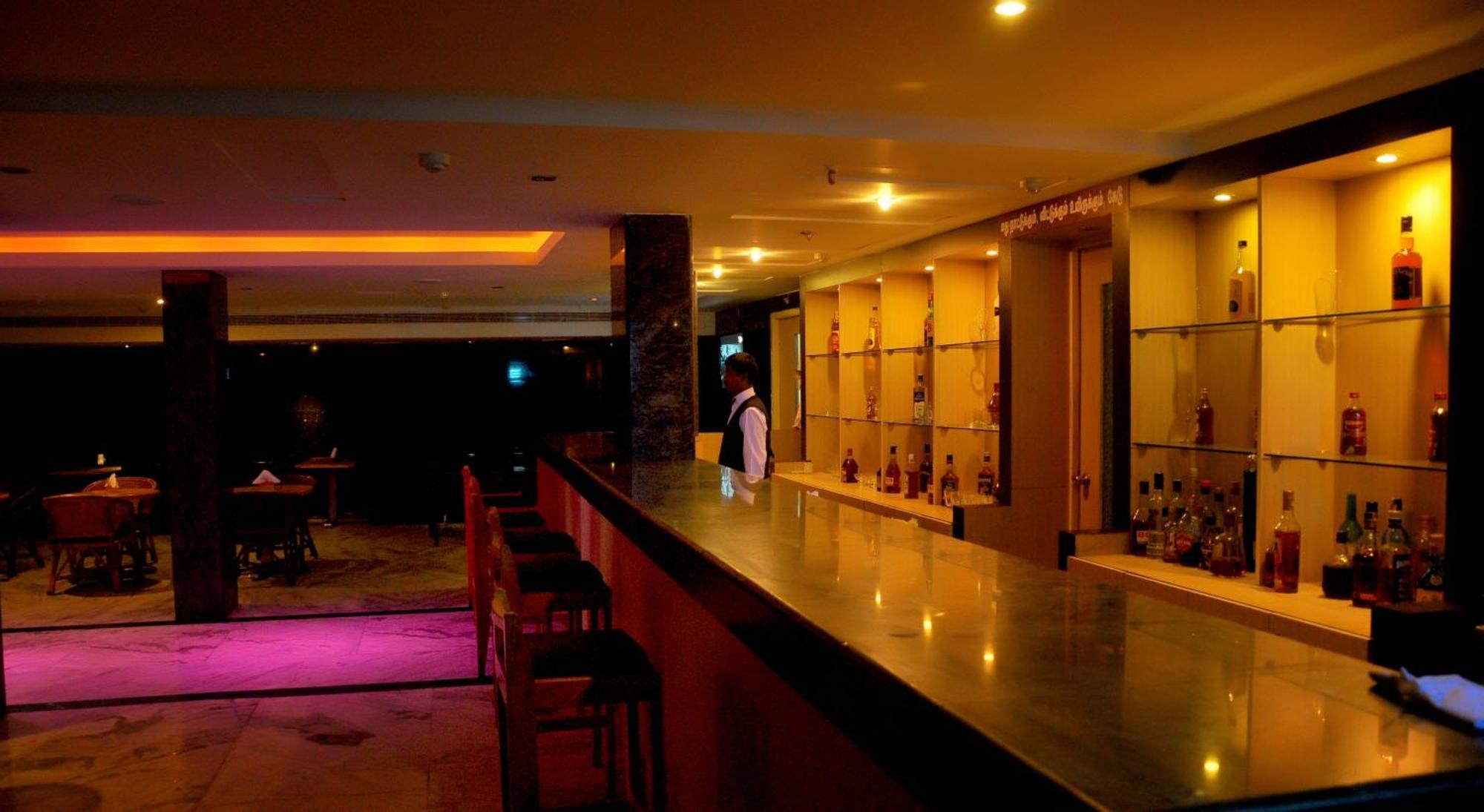 Nayagara Hotel شيناي المظهر الخارجي الصورة